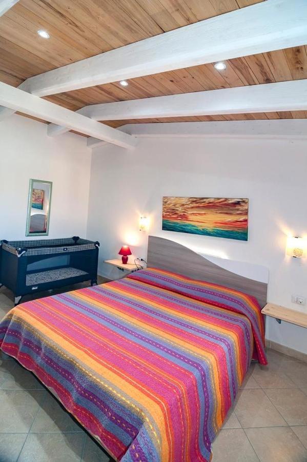 Case Vacanze Budoni Beach Bagian luar foto