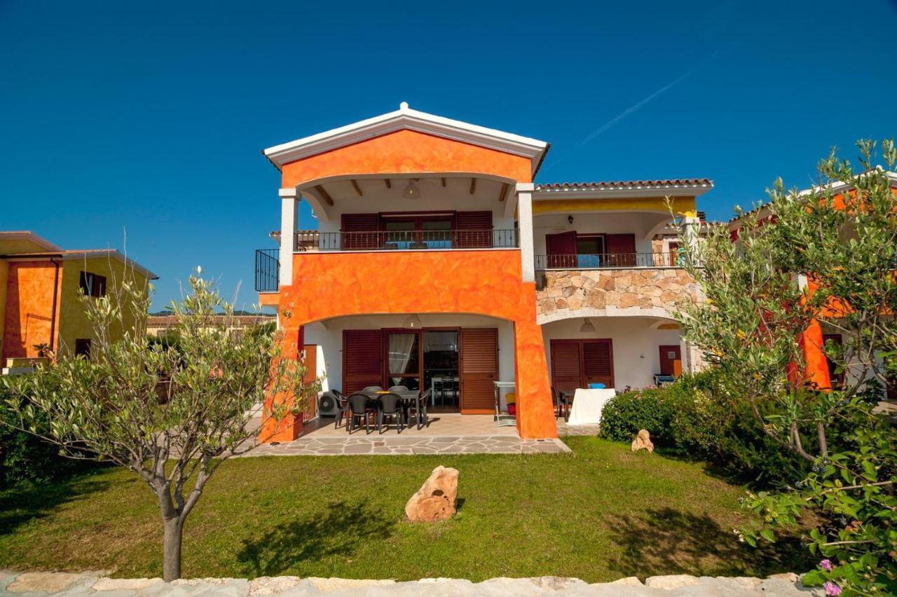 Case Vacanze Budoni Beach Bagian luar foto