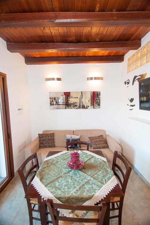 Case Vacanze Budoni Beach Ruang foto