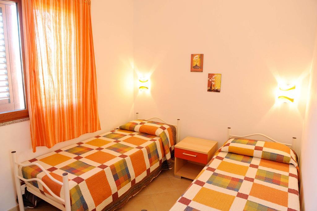Case Vacanze Budoni Beach Ruang foto