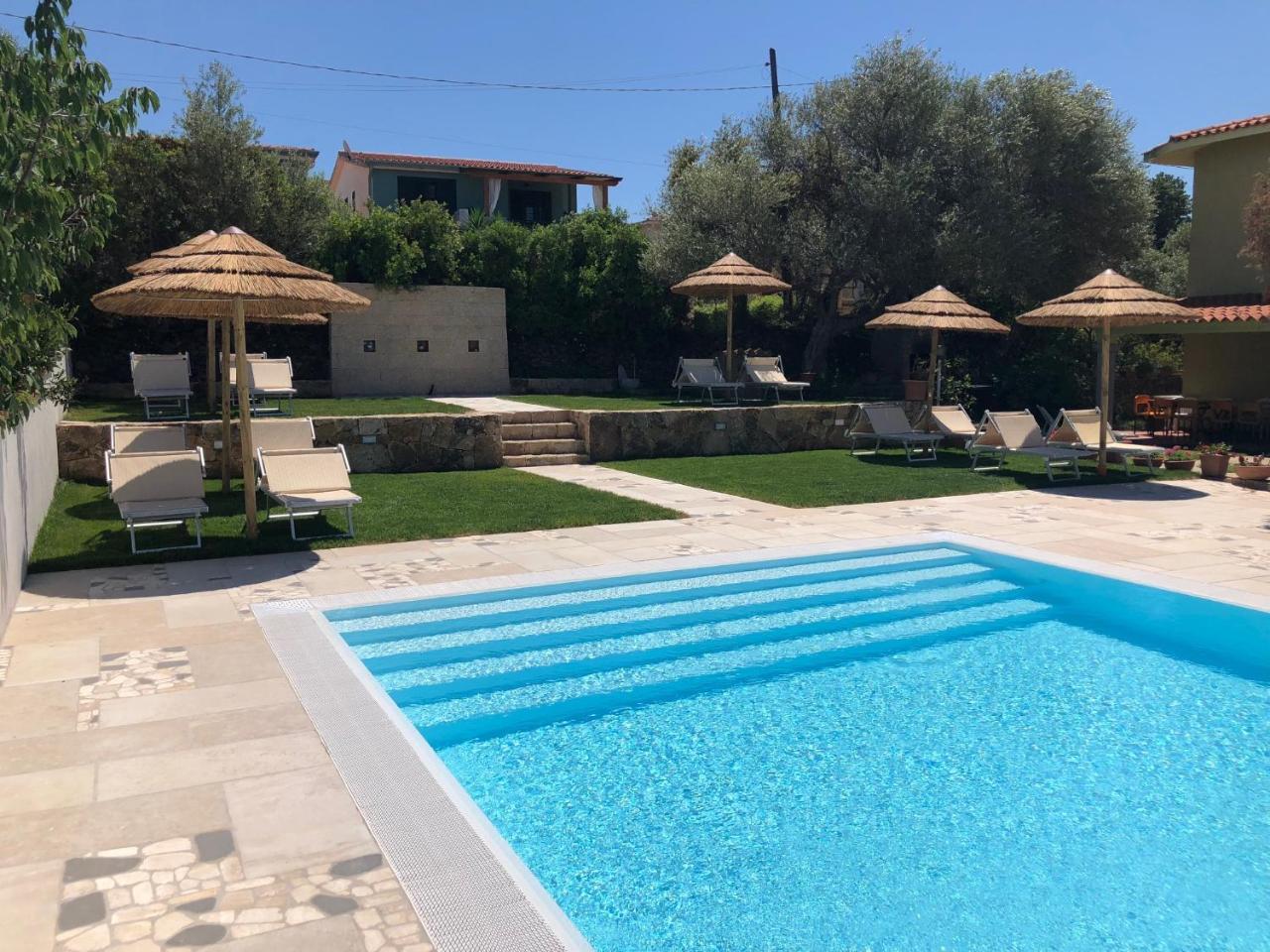 Case Vacanze Budoni Beach Bagian luar foto